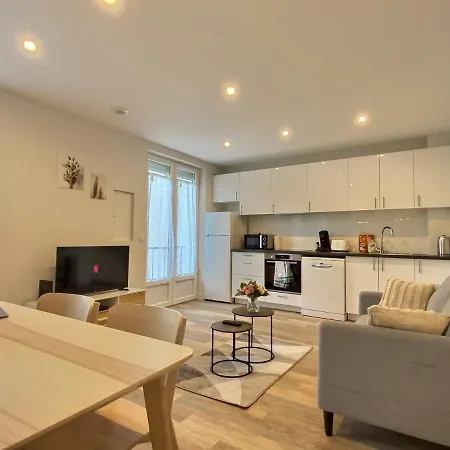Cozy Appart' A Deux Pas De La Gare - Cozy Houses Palaiseau Exterior foto